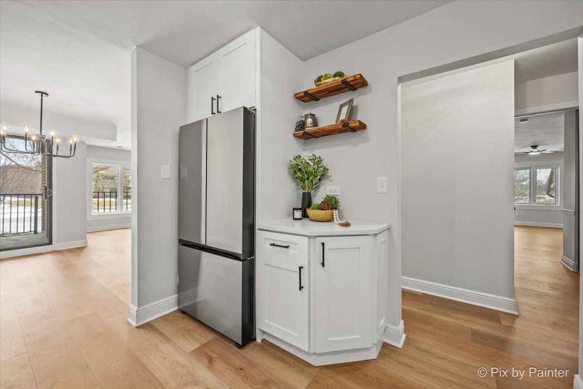 453 Raintree Drive, Unit 1H Glen Ellyn, IL 60137 - Photo 5 of 26