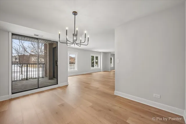 $274,900 | 453 Raintree Drive, Unit 1H, Glen Ellyn, IL 60137