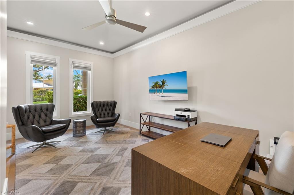 655 7th Avenue North Naples, FL 34102 - Photo 18 of 50