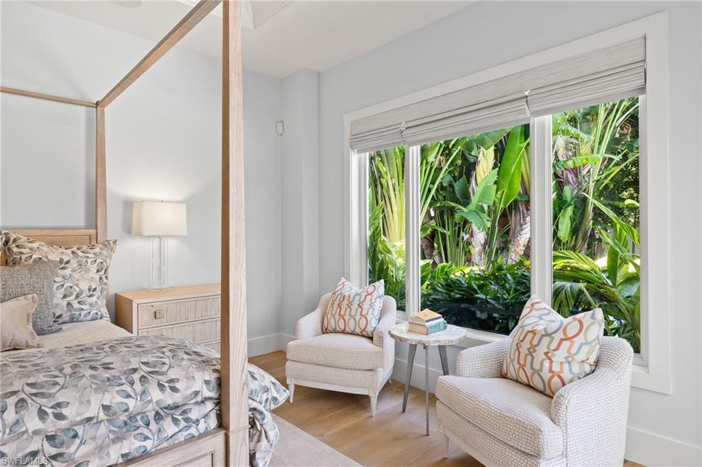 655 7th Avenue North Naples, FL 34102 - Photo 20 of 50