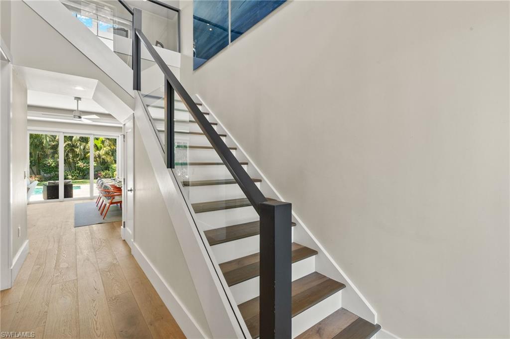 655 7th Avenue North Naples, FL 34102 - Photo 25 of 50