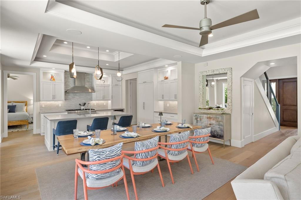 655 7th Avenue North Naples, FL 34102 - Photo 8 of 50