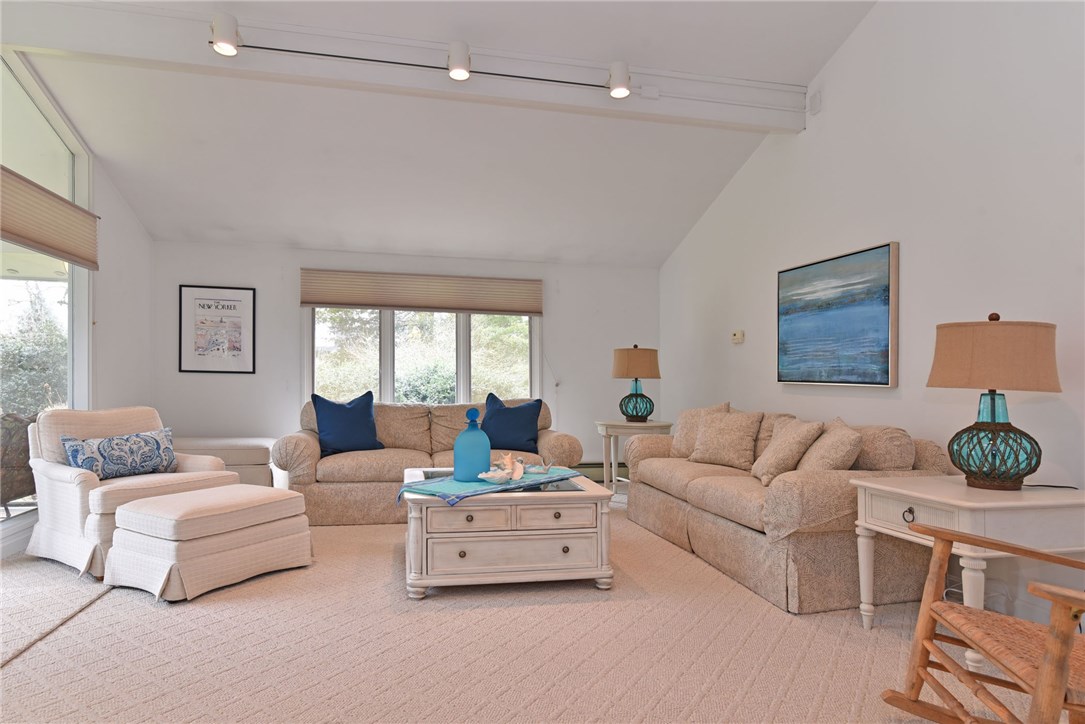 70 Wagner Road Westerly, RI 02891 - Photo 3 of 40 Gallery Image 3