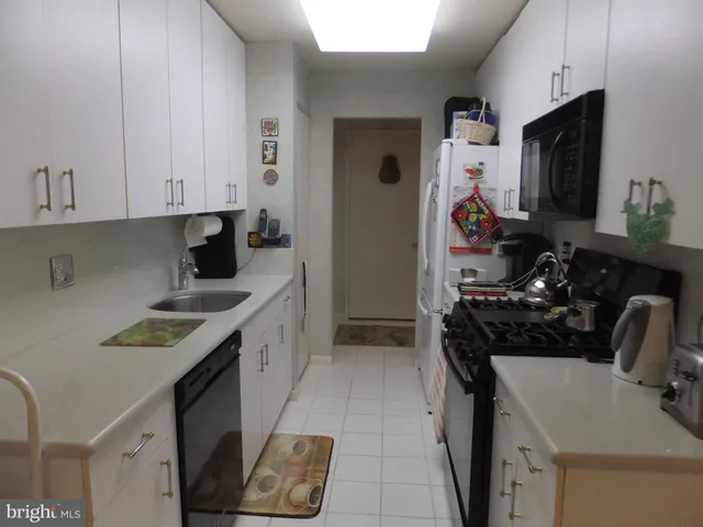 an empty room with closet area