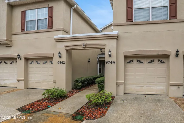 $256,000 | 9744 Summer Grove Way West, Unit 116, Jacksonville, FL 32257
