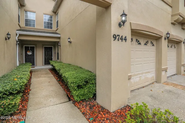 $256,000 | 9744 Summer Grove Way West, Unit 116, Jacksonville, FL 32257