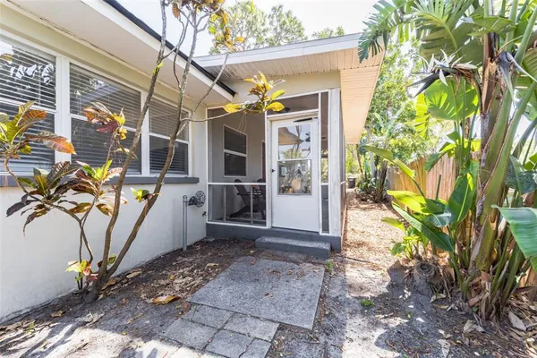 $3,200 | 418 Lebeau Street, Clearwater, FL 33755