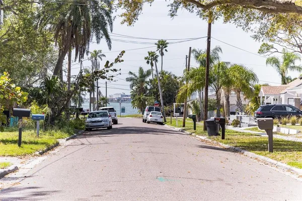 $3,200 | 418 Lebeau Street, Clearwater, FL 33755