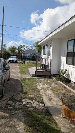 $2,200 | 731 Post Street, Houston, TX 77022