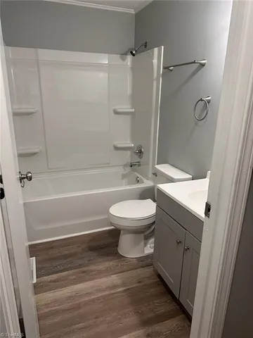 $1,500 | 2030 Willow Road, Greensboro, NC 27406