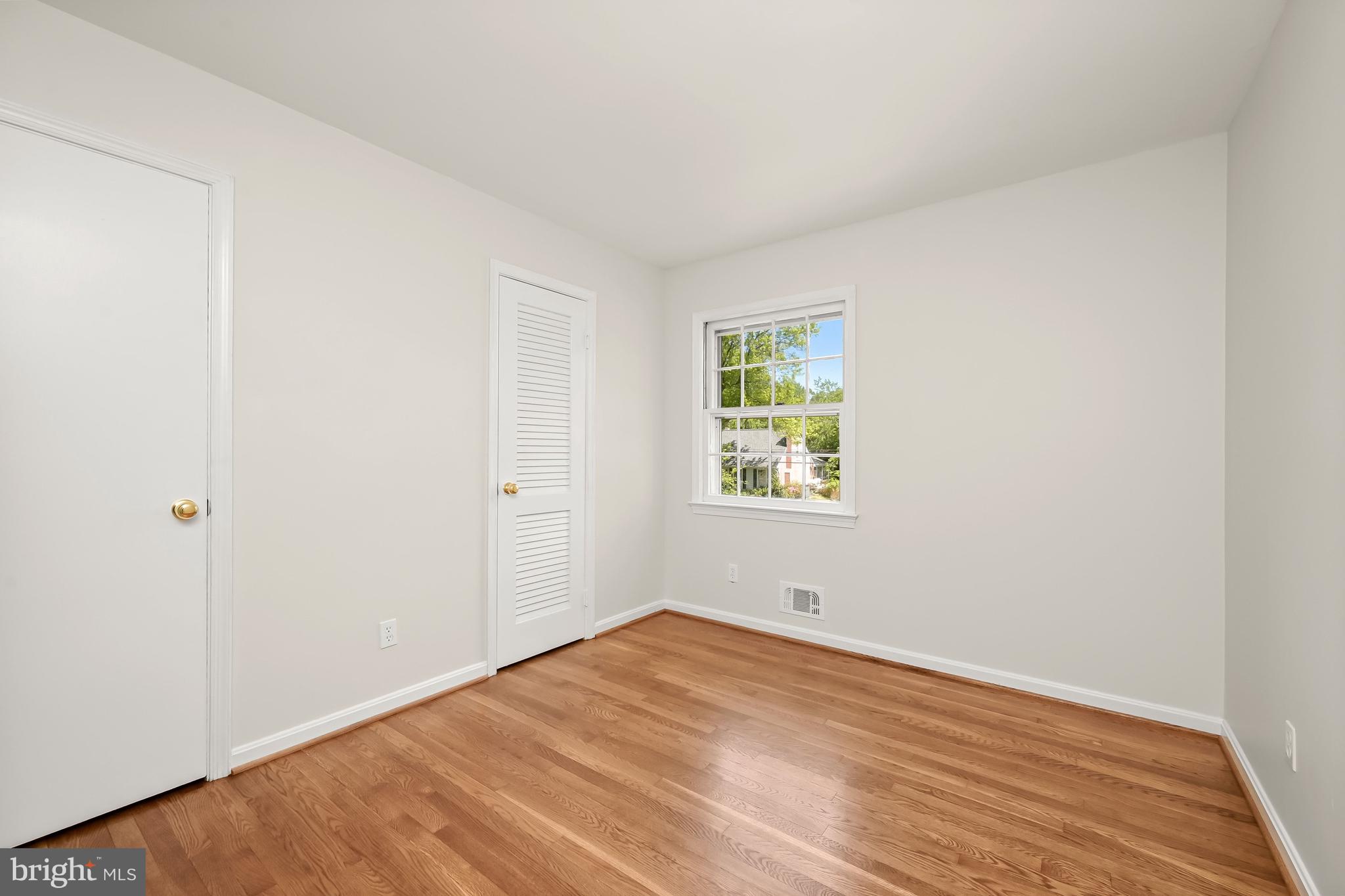 6920 Old Stage Road North Bethesda, MD 20852 - Photo 18 of 22 Bedroom 3