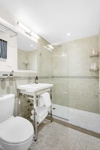 $1,399,000 | 7 East 14th Street, Unit 21H | Flatiron