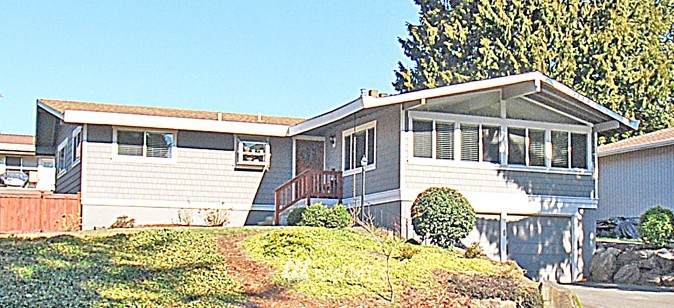 10414 Northeast 197th Street Bothell, WA 98011 - Photo 1 of 21 Gallery Image 1