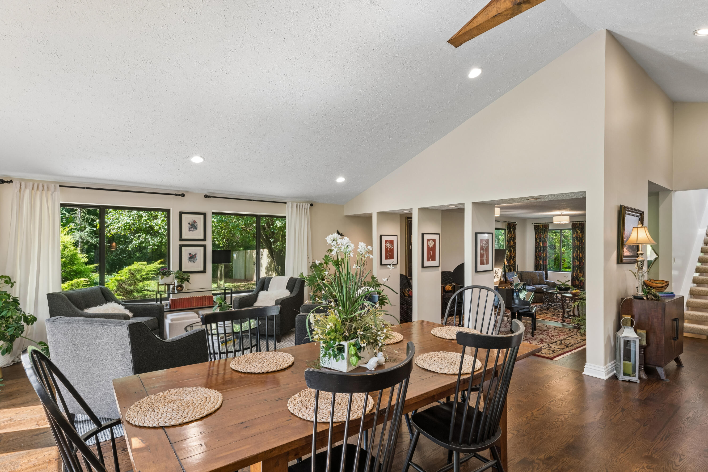 4550 East Bannister Road Springfield, MO 65809 - Photo 9 of 49 Dining Room 2