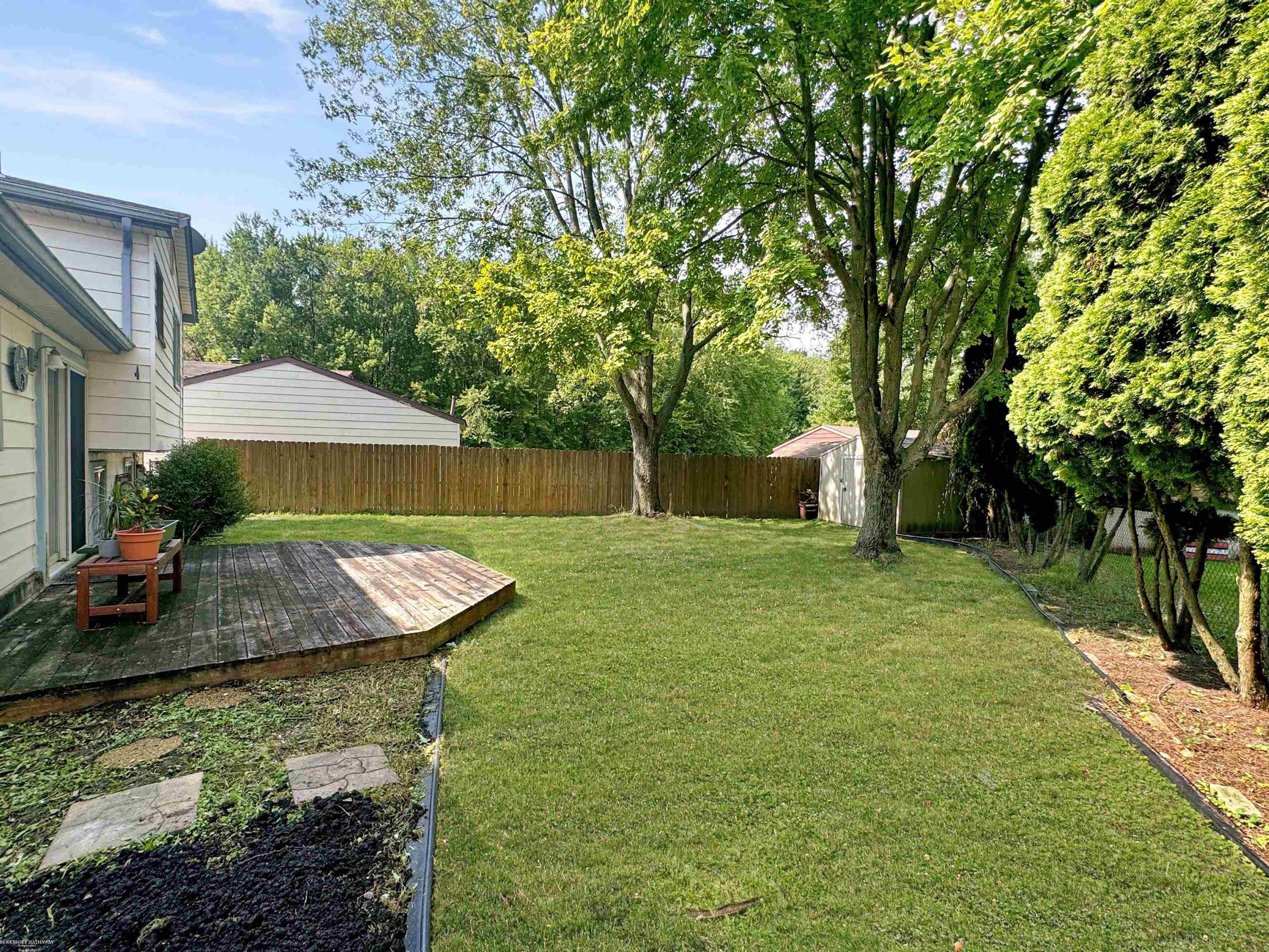 48219 Menter Street Chesterfield, MI 48047 - Photo 5 of 25