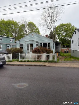 $199,900 | 38 Robinson Street, New London, CT 06320