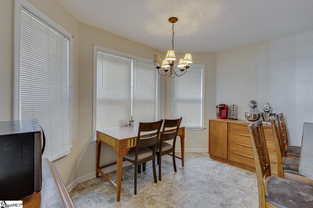 431 Tanner Road Taylors, SC 29687 - Photo 16 of 36 Gallery Image 16