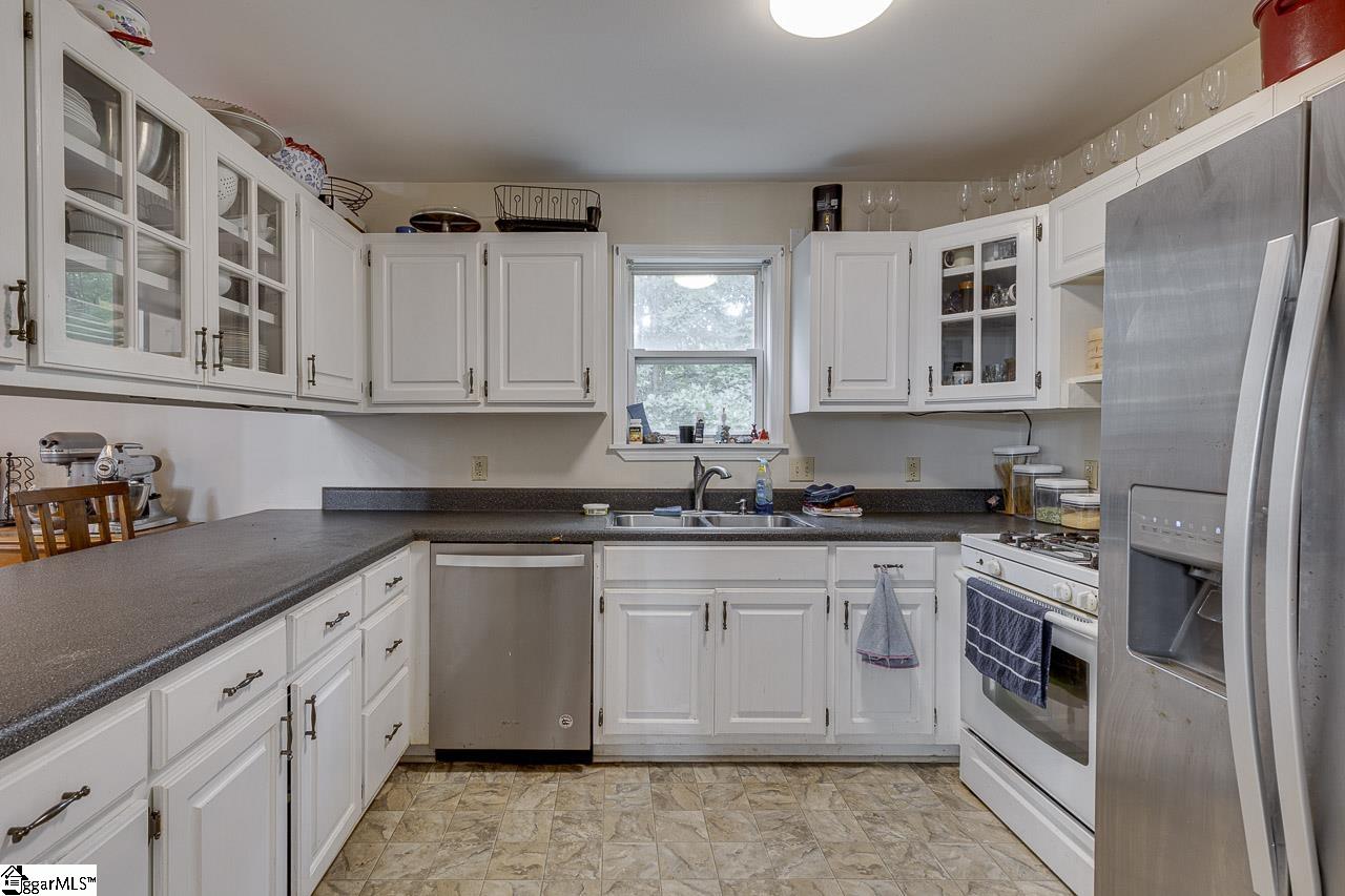 431 Tanner Road Taylors, SC 29687 - Photo 18 of 36 Gallery Image 18