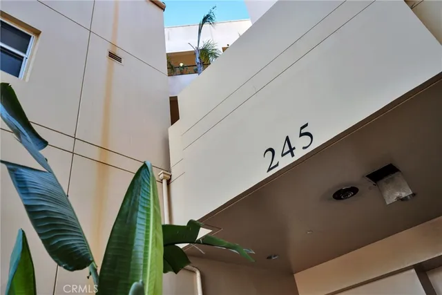 $1,099,000 | 245 Main Street, Unit 208, Venice, CA 90291