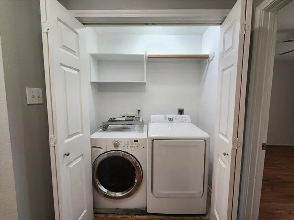 $1,750 | 119 Anise Tree Place, The Woodlands, TX 77382