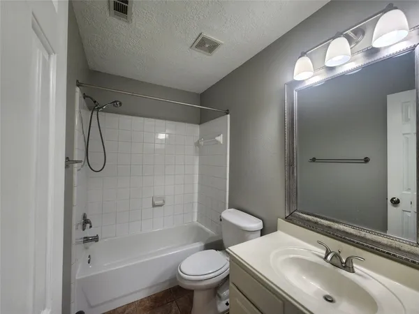 $1,750 | 119 Anise Tree Place, The Woodlands, TX 77382