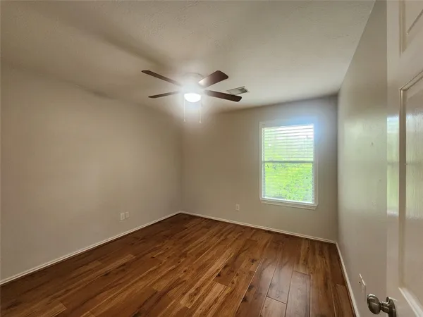 $1,750 | 119 Anise Tree Place, The Woodlands, TX 77382