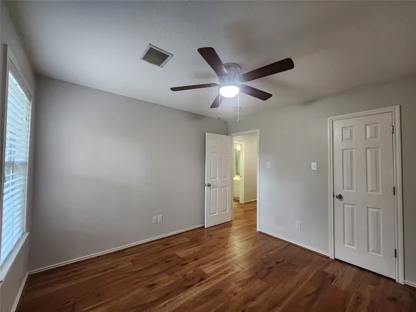 $1,750 | 119 Anise Tree Place, The Woodlands, TX 77382