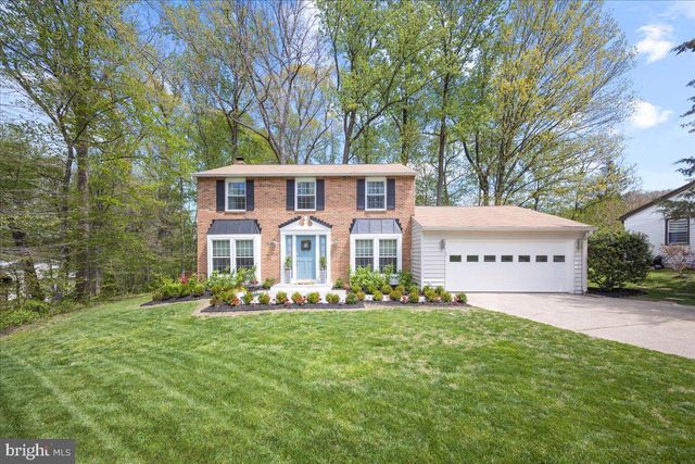 $910,000 | 6219 Garretson Street, Burke, VA 22015