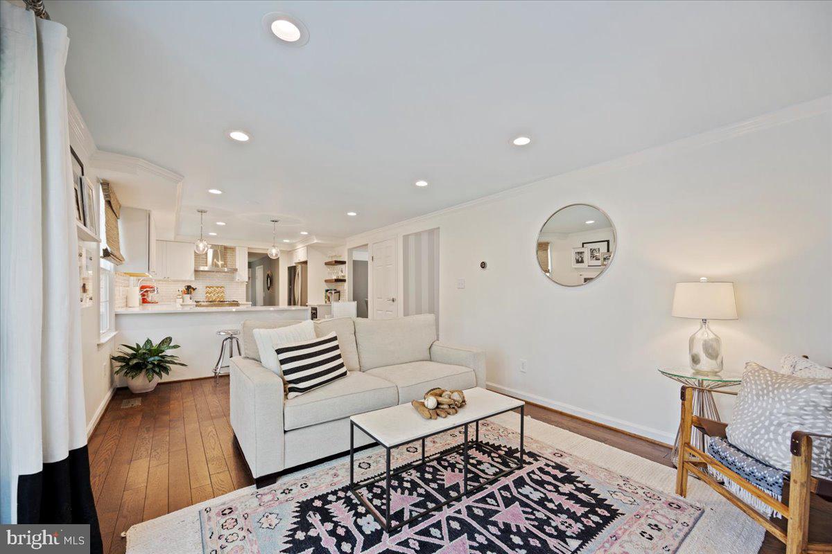 6219 Garretson Street Burke, VA 22015 - Photo 18 of 43