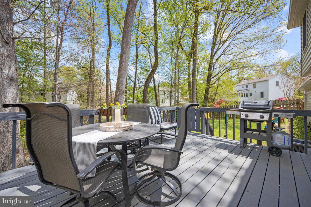 6219 Garretson Street Burke, VA 22015 - Photo 20 of 43