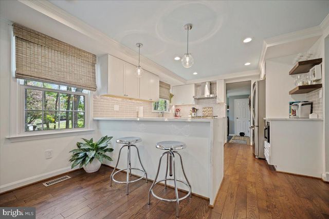 $910,000 | 6219 Garretson Street, Burke, VA 22015