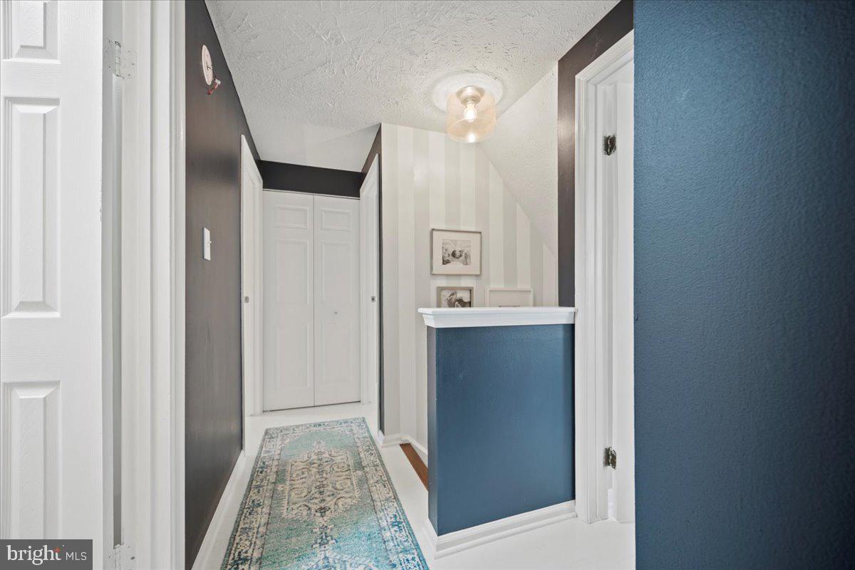 6219 Garretson Street Burke, VA 22015 - Photo 32 of 43