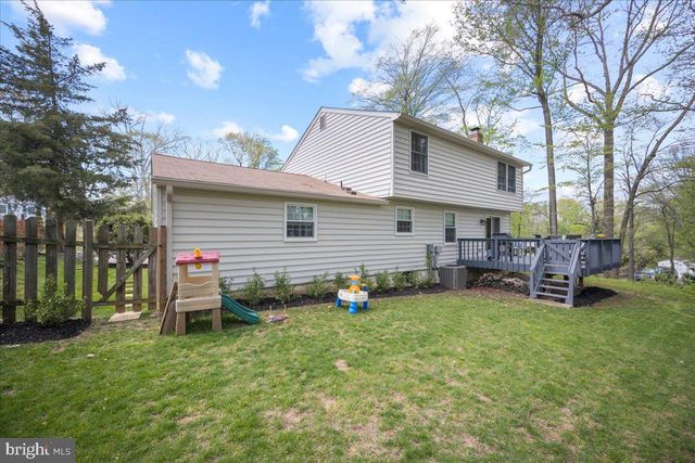 $910,000 | 6219 Garretson Street, Burke, VA 22015