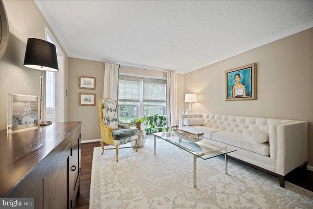 $910,000 | 6219 Garretson Street, Burke, VA 22015