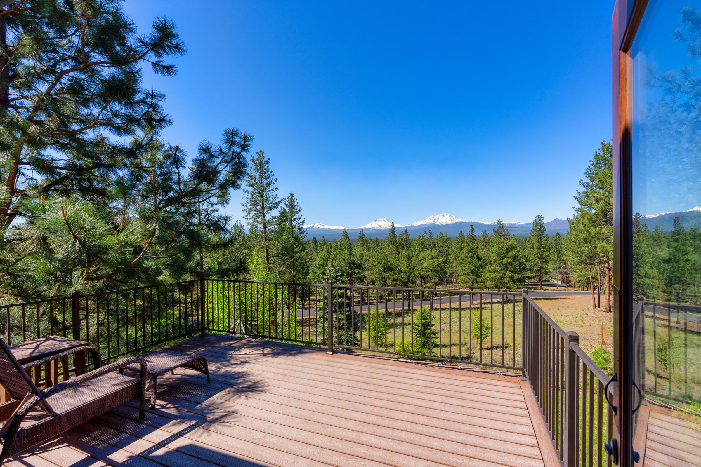 69470 Deer Ridge Road Sisters, OR 97759 - Photo 33 of 96 120_Deer Ridge Rd_Pro Property Photos_Be