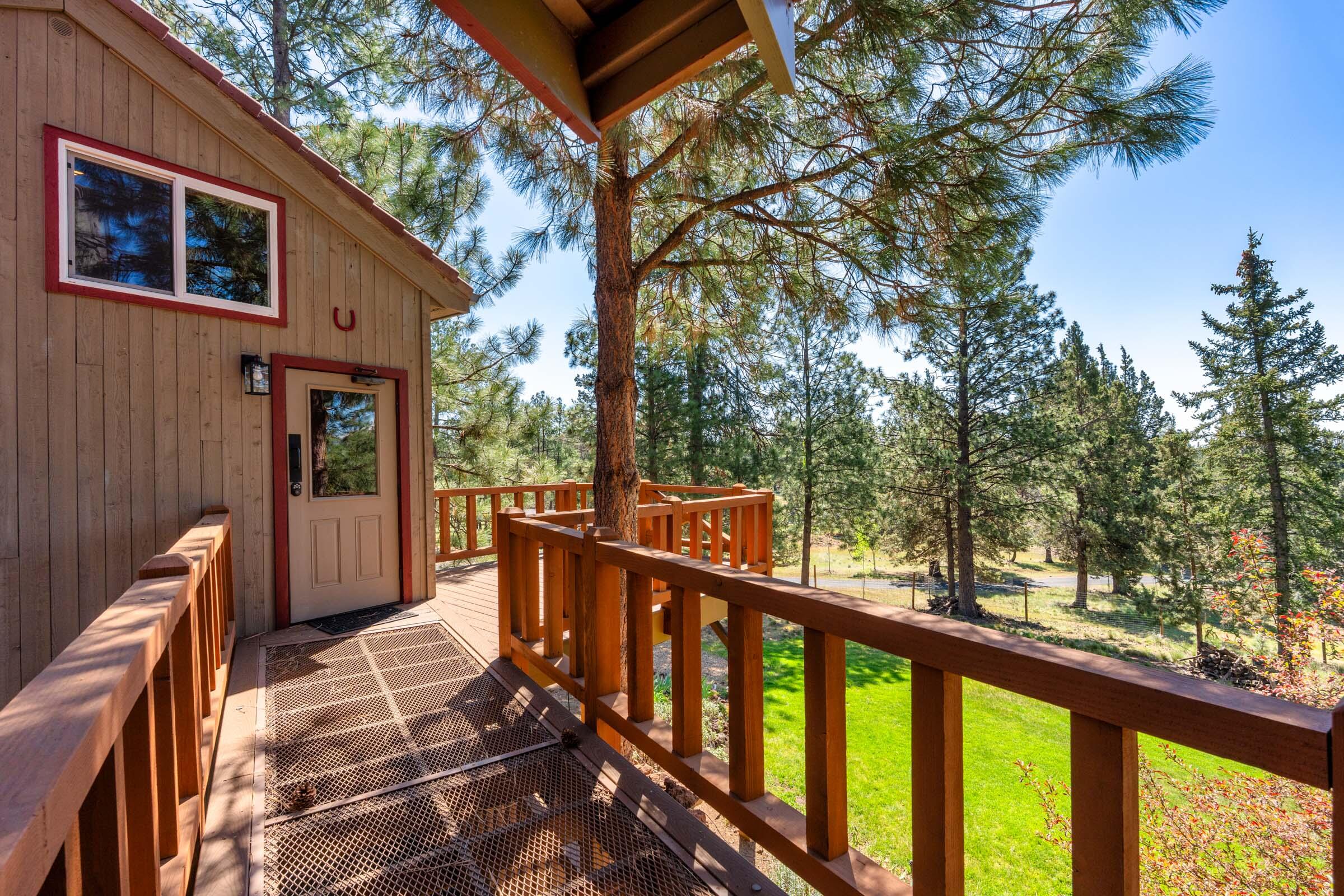 69470 Deer Ridge Road Sisters, OR 97759 - Photo 59 of 96 105_Deer Ridge Rd_Pro Property Photos_Be