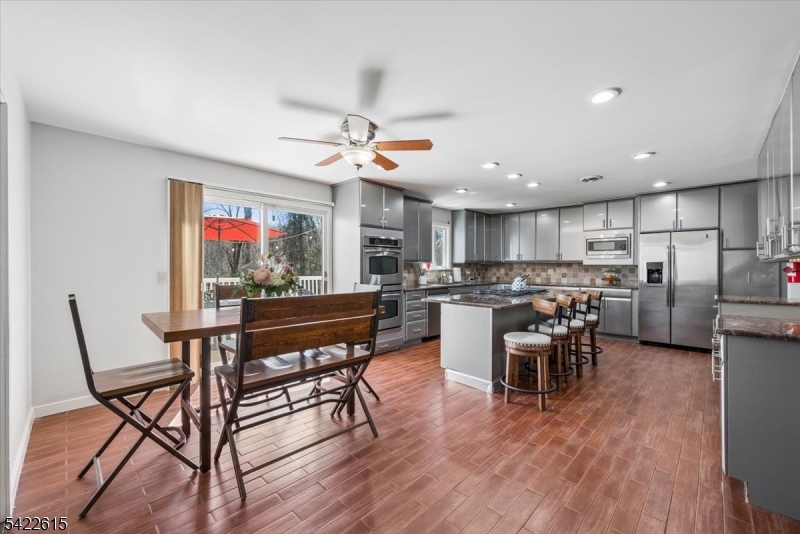 13 Bridge Hollow Road Califon, NJ 07830 - Photo 14 of 47