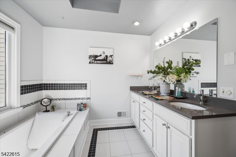 13 Bridge Hollow Road Califon, NJ 07830 - Photo 28 of 47