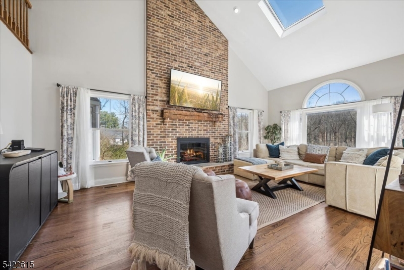 13 Bridge Hollow Road Califon, NJ 07830 - Photo 6 of 47