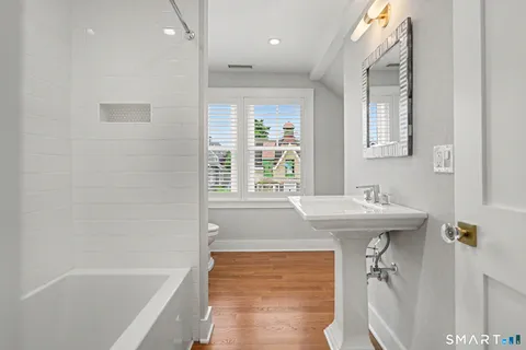 $3,895,000 | 35 Yarmouth Road, Norwalk, CT 06853