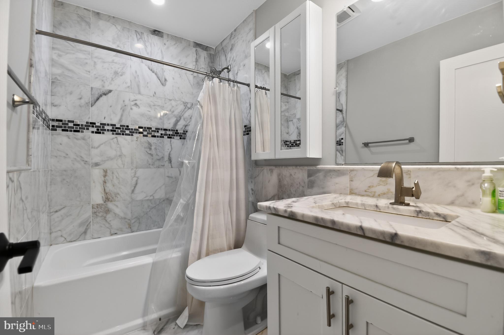 847 20th Street Northeast Washington, DC 20002 - Photo 16 of 26