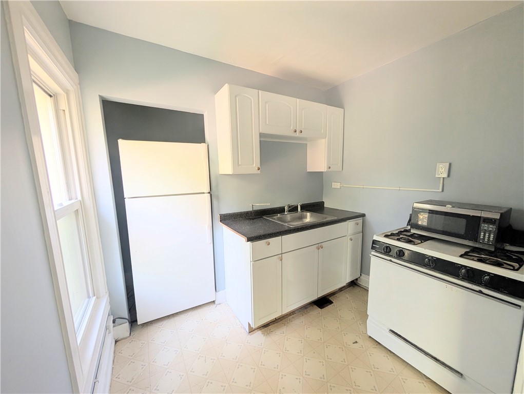 330 Lexington Avenue Rochester, NY 14613 - Photo 11 of 21