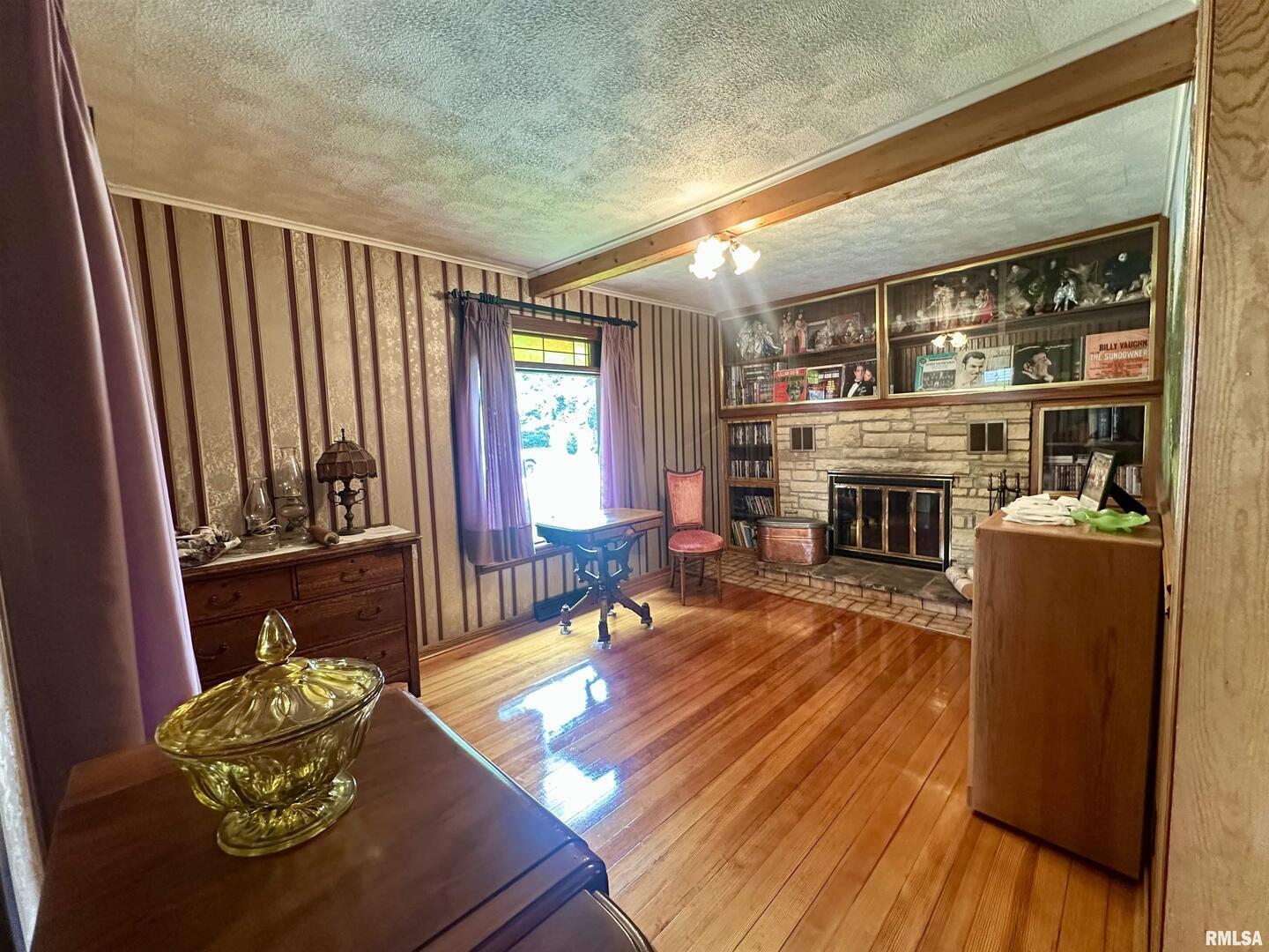 1723 Pershing Boulevard Clinton, IA 52732 - Photo 35 of 47