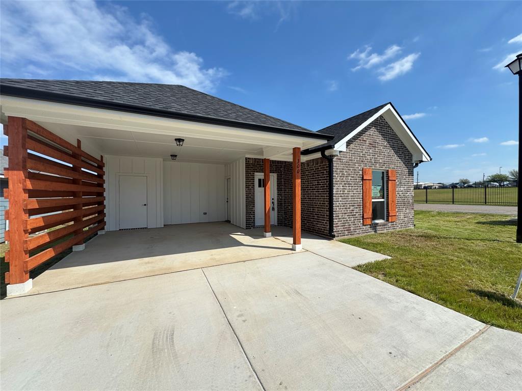 300 Rike Road Mabank, TX 75147 - Photo 18 of 18 a house with yard in front of it