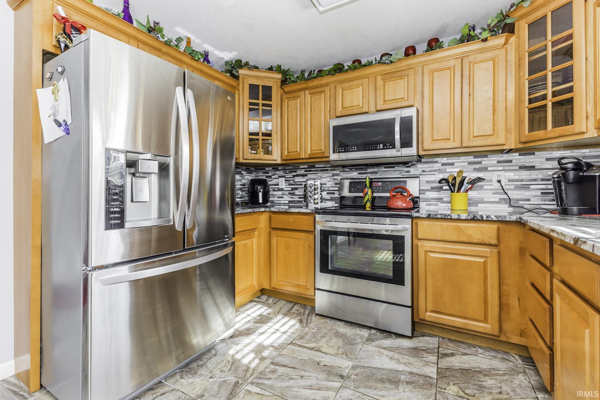 3409 West Moore Road Muncie, IN 47304 - Photo 5 of 36 Gallery Image 5