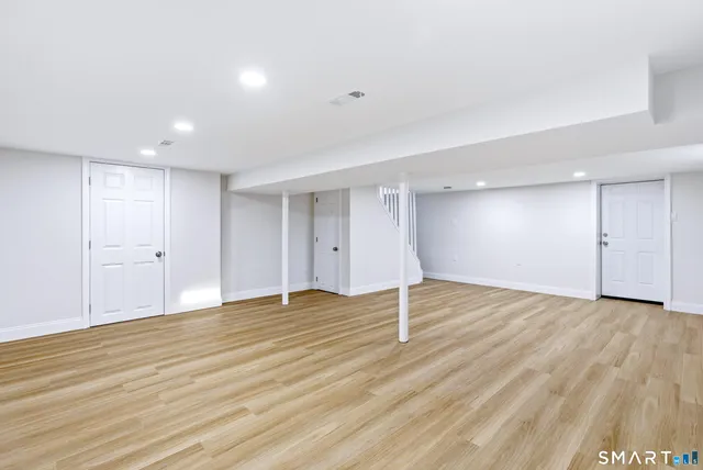 $514,900 | 42 Cindy Circle, Milford, CT 06460