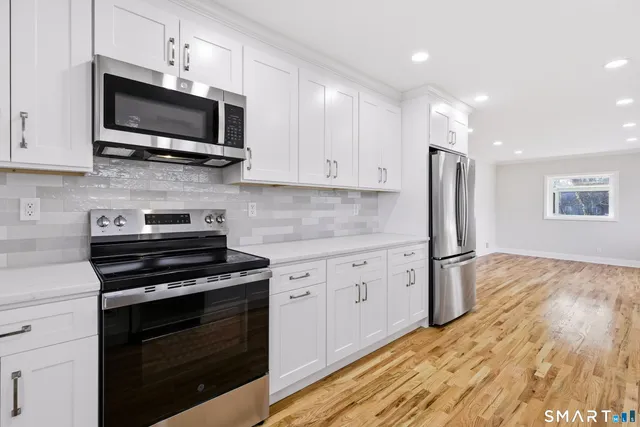 $514,900 | 42 Cindy Circle, Milford, CT 06460