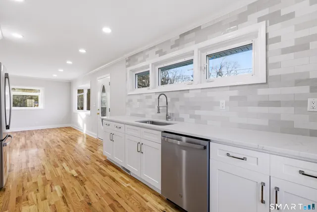 $514,900 | 42 Cindy Circle, Milford, CT 06460