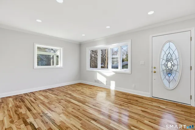 $514,900 | 42 Cindy Circle, Milford, CT 06460