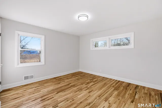 $514,900 | 42 Cindy Circle, Milford, CT 06460